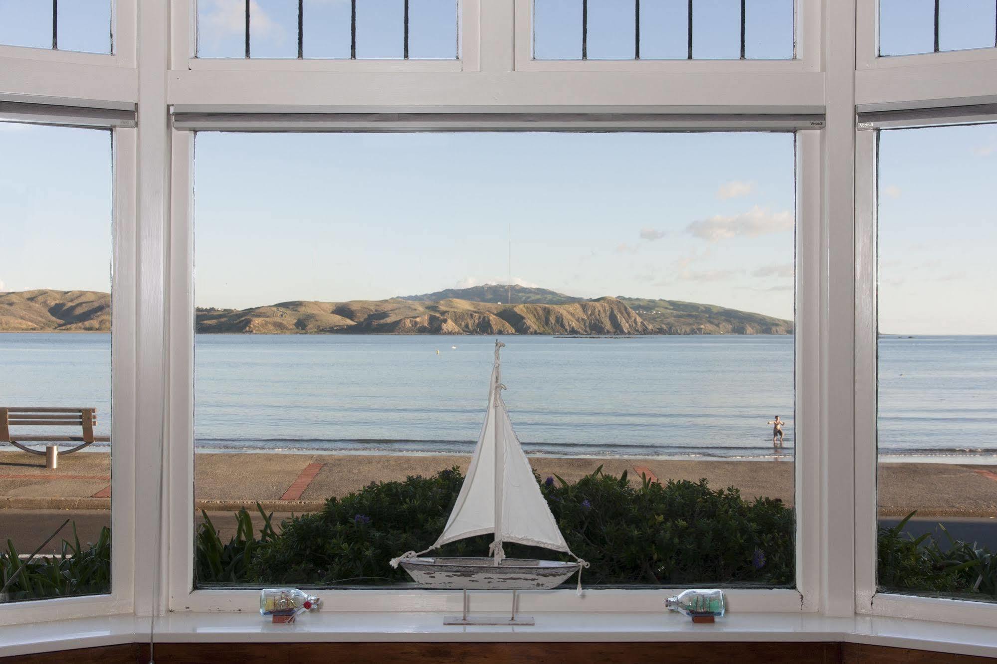 Moana Lodge Plimmerton Exterior photo