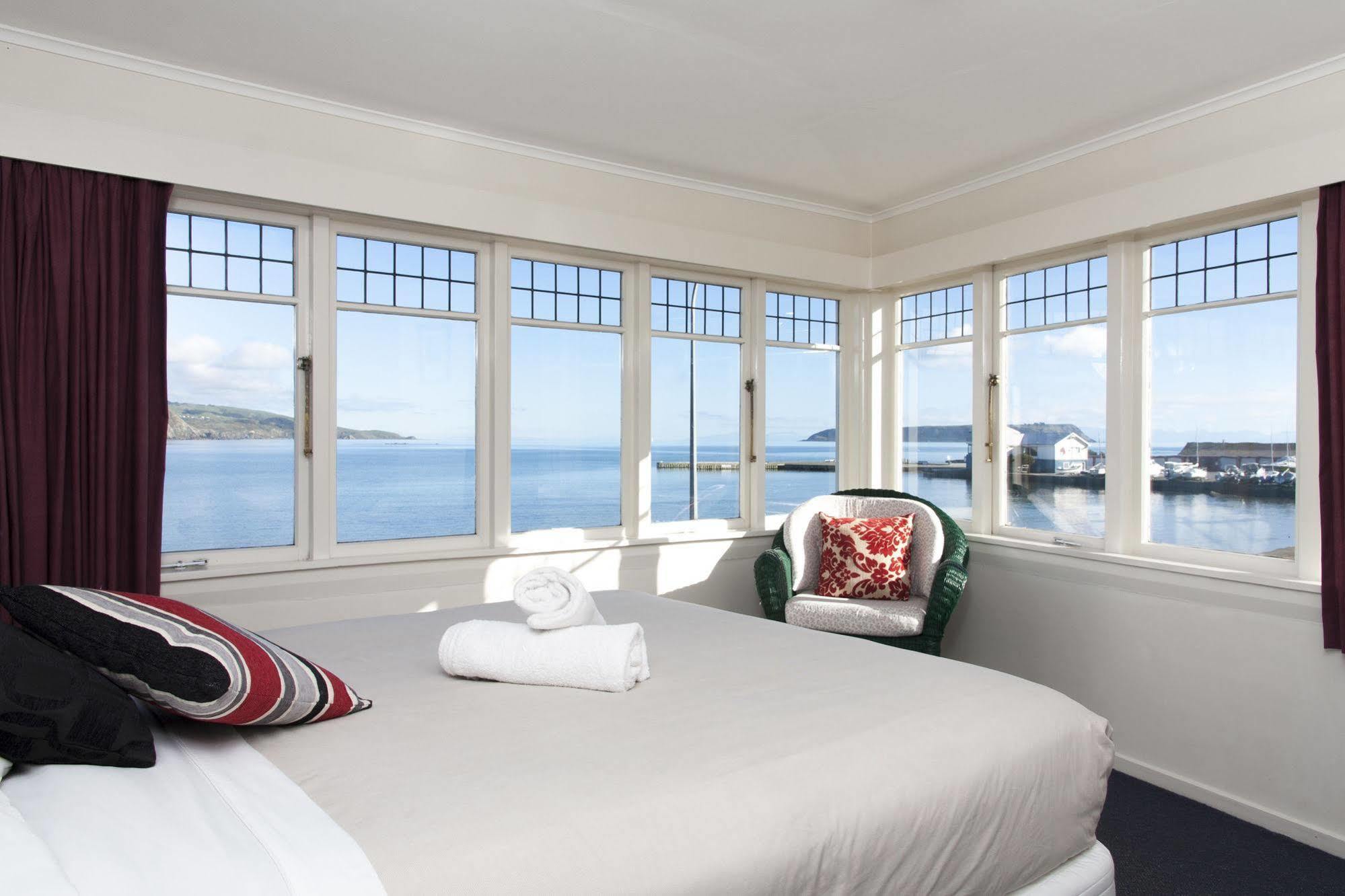 Moana Lodge Plimmerton Exterior photo